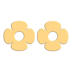گوشواره طلا 18 عیار زنانه فرشته مدل طرح گل کد WEL-000208