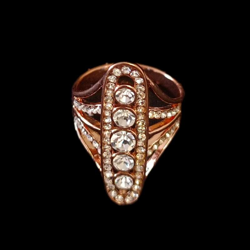 انگشتر زنانه مدل سلطنتی