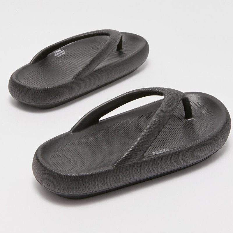 دمپایی لاانگشتی زنانه ال سی وایکیکی مدل پلتفرمیک استپ دار