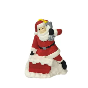 مجسمه مدل بابانوئل و کیسه هدایا