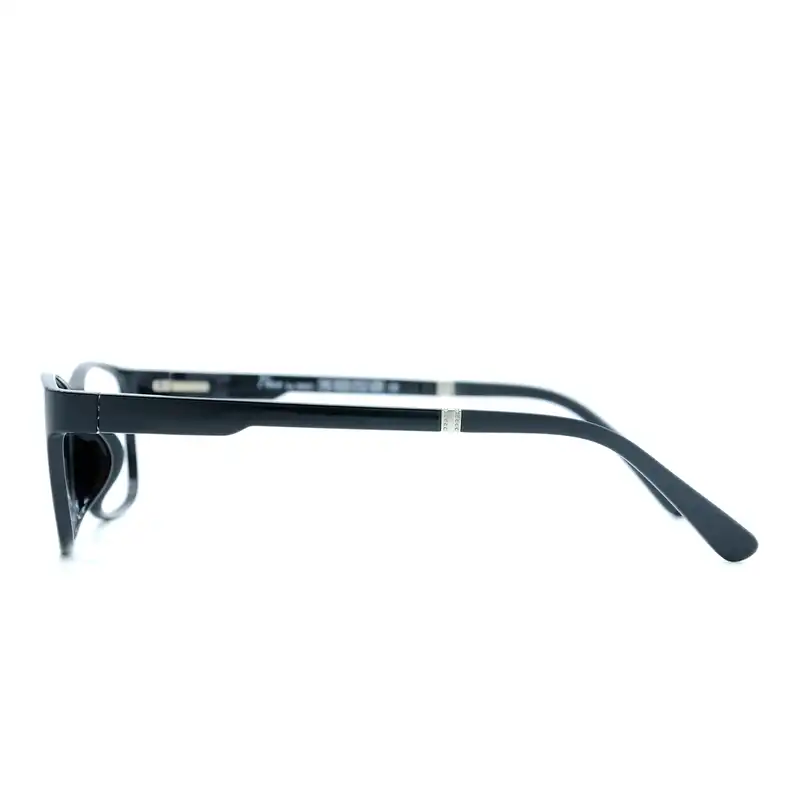 فریم عینک طبی ام اند او مدل Nicola-c1