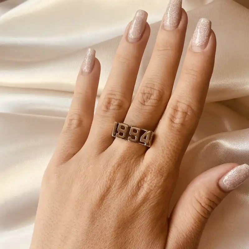 انگشتر مدل سال میلادی 1994