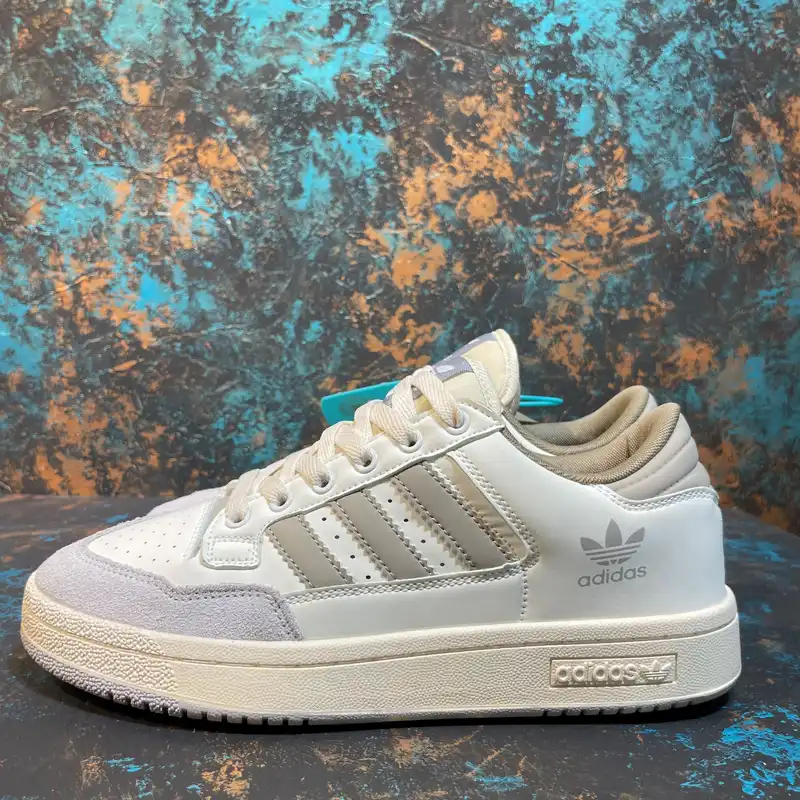 کفش پیاده روی مدل   FORUM LOW WHBRW-104050001