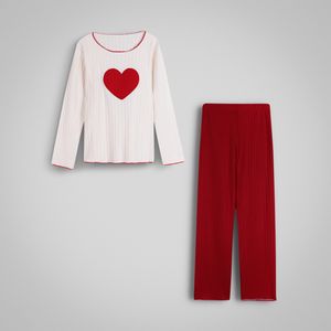 ست تی شرت و شلوار راحتی زنانه پنبه‌ای طرح قلبی بلانوت مدل 77355-63