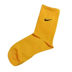 جوراب مدل 23 رنگ زرد