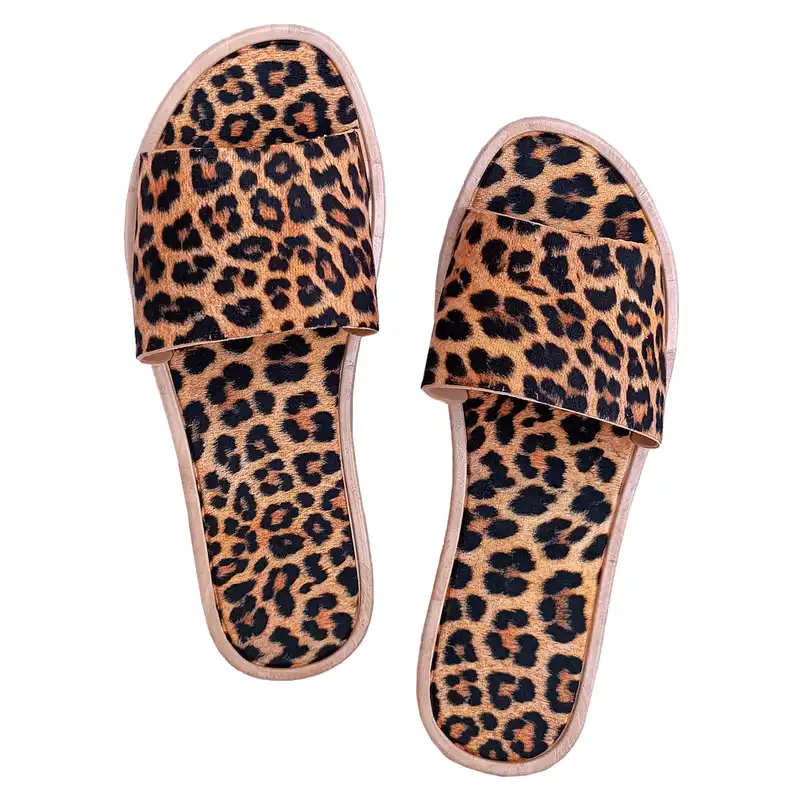 دمپایی زنانه باتو مدل پلنگی