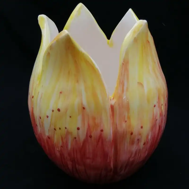 گلدان سرامیکی هیوا طرح لاله کد 11098603