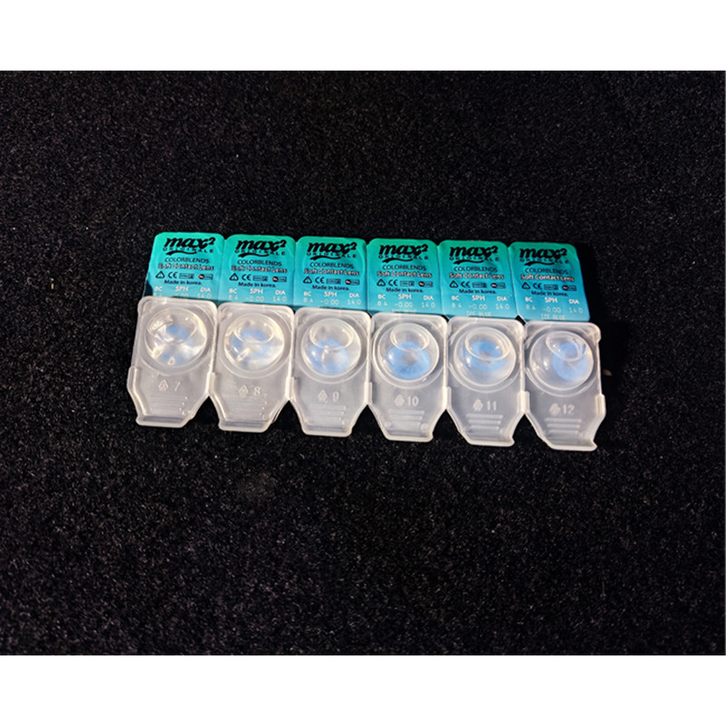 لنز چشم مکس تو مدل Soft رنگ آبی یخی بسته 12 عددی لنز چشم مکس تو مدل Soft رنگ آبی یخی بسته 12 عددی