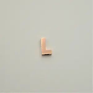 آویز گردنبند طلا 18 عیار زنانه مدل حرف L