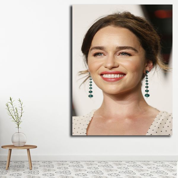 تابلو شاسی مدل امیلیا کلارک کد 18