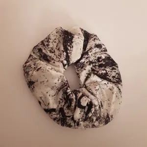 کش مو دخترانه مدل ابر و بادی