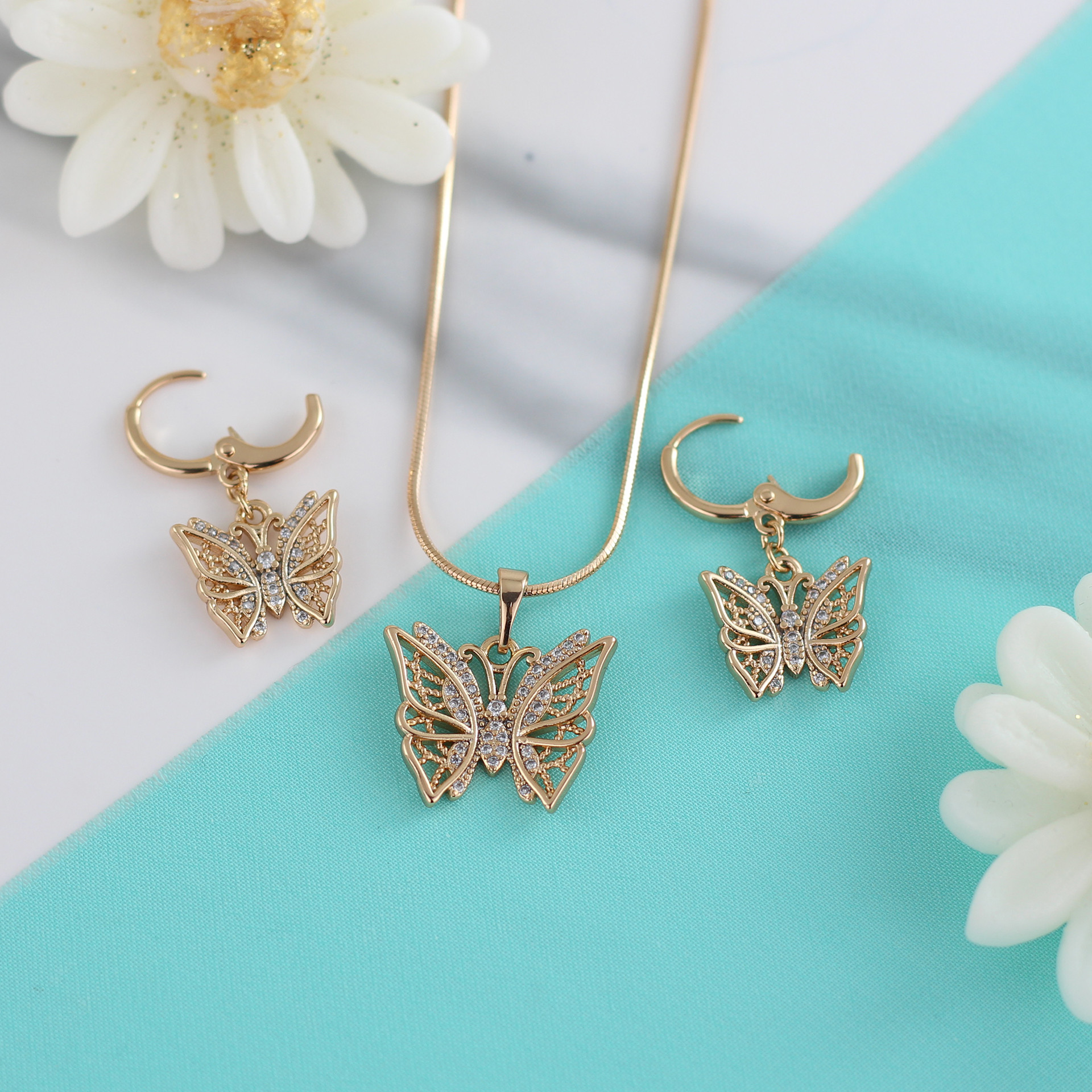 نیم ست زنانه ژوپینگ مدل پروانه کد H182