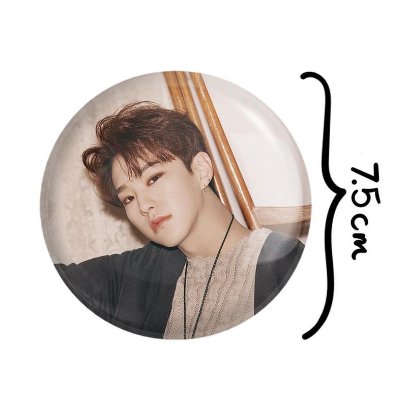 آینه جیبی خندالو طرح هوشی گروه سونتین Seventeen مدل تاشو کد 21531