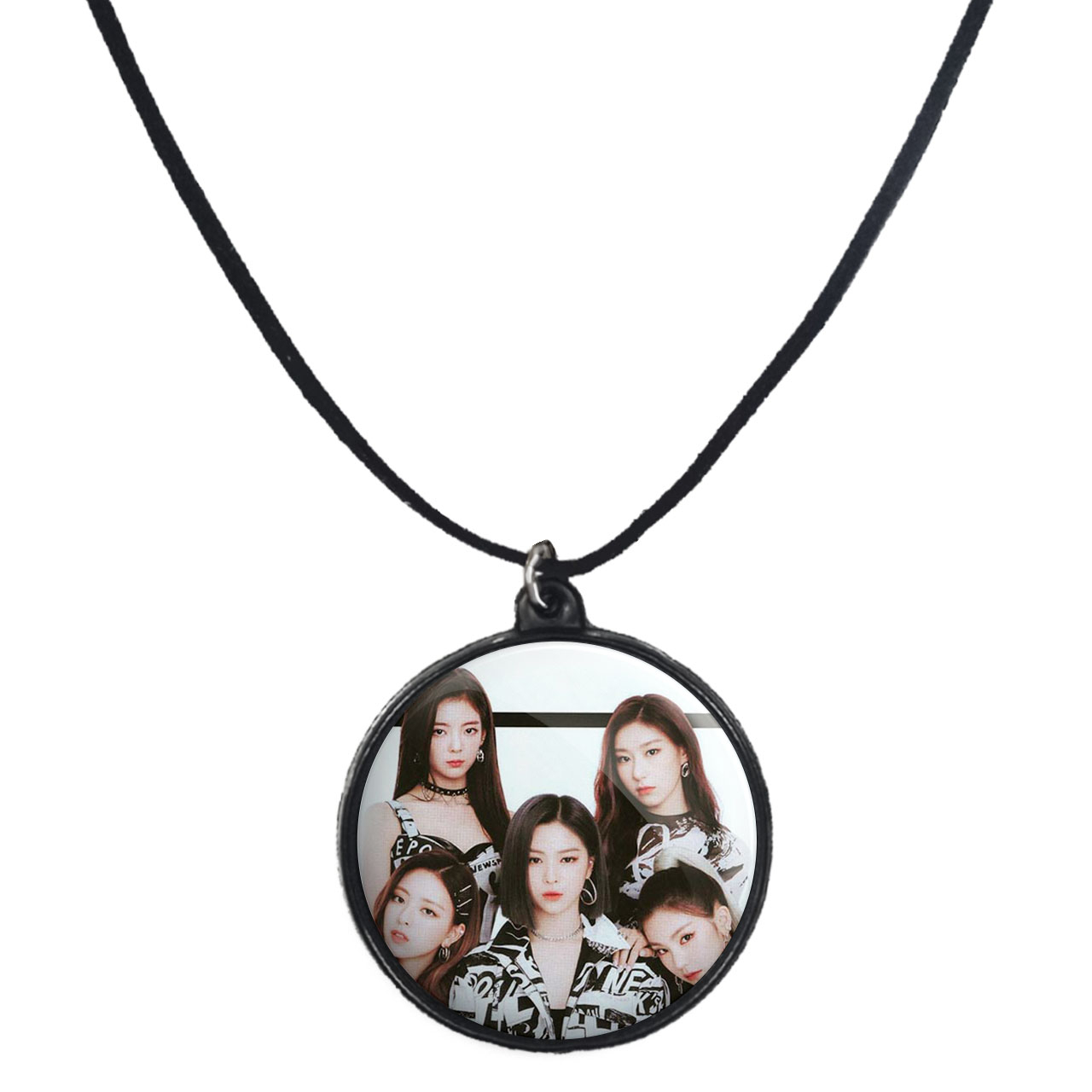 گردنبند پرمانه طرح گروه موسیقی ایتزی کد pmb.13022 مدل دو طرفه