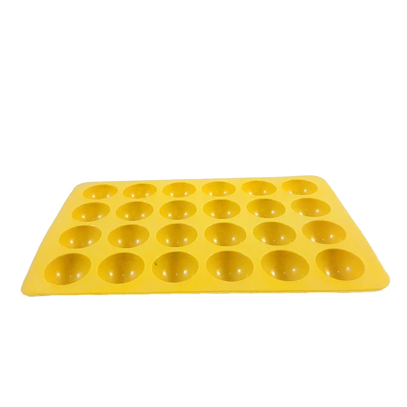 عکس شماره 3 : قالب شیرینی مدل نیم دایره 24 عددی