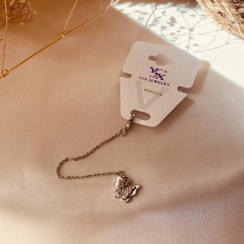 آویز ساعت زنانه وای اس ایکس مدل پروانه