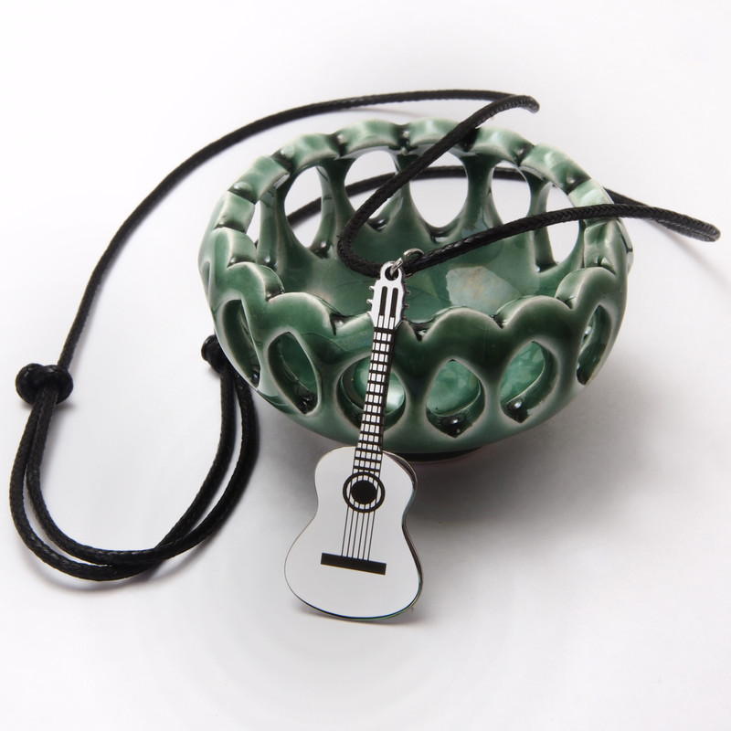 گردنبند مدل گیتار