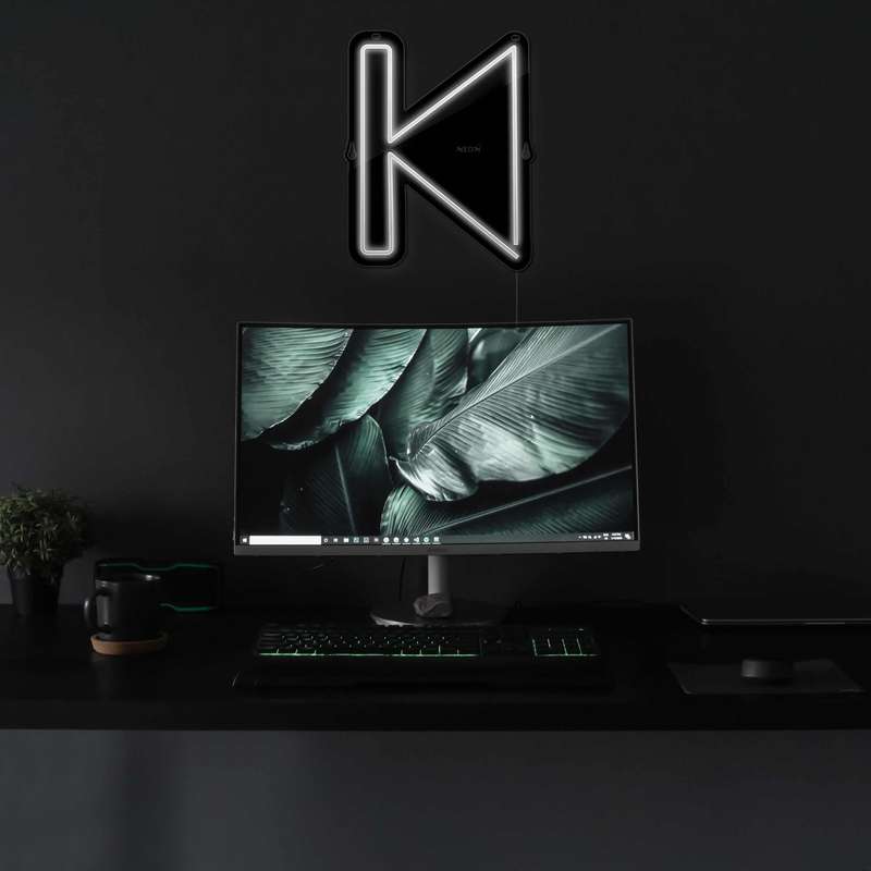 چراغ دیواری نئون دیزاین مدل Perviues-BL_WHT