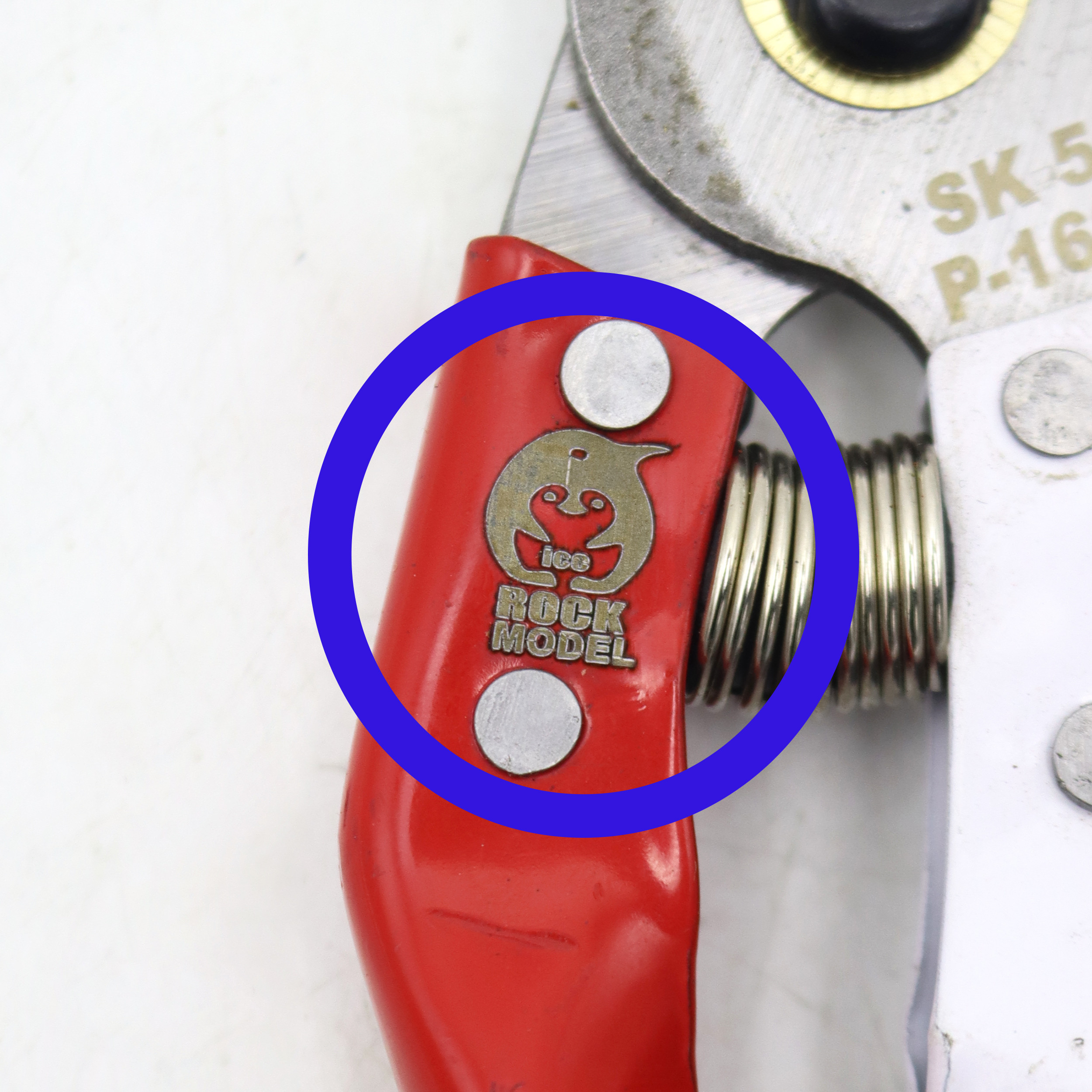 قیچی باغبانی مدل آیس راک کد YP-2RANG-21CM