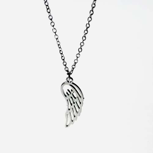 گردنبند زنانه مدل اسیتل بال فرشته تکی کد 0078