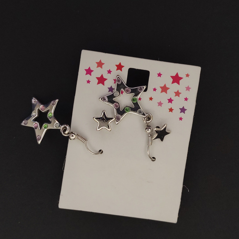 گوشواره دخترانه مدل ستاره کد 02 مجموعه 2 عددی گوشواره دخترانه مدل ستاره کد 02 مجموعه 2 عددی