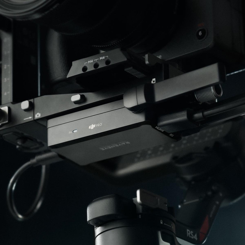 گیمبال دی جی آی مدل DJI RS4 COMBO