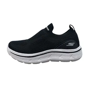 کفش پیاده روی زنانه اسکچرز مدل GO RUN