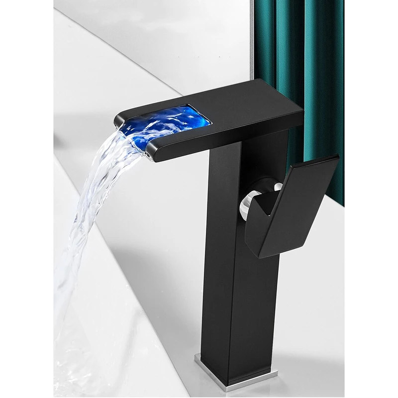 عکس شماره 7 : شیر روشویی مدل لوکس led-b