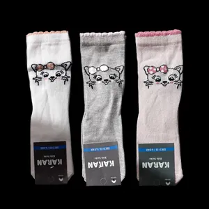 جوراب دخترانه مدل Kitti بسته 3 عددی