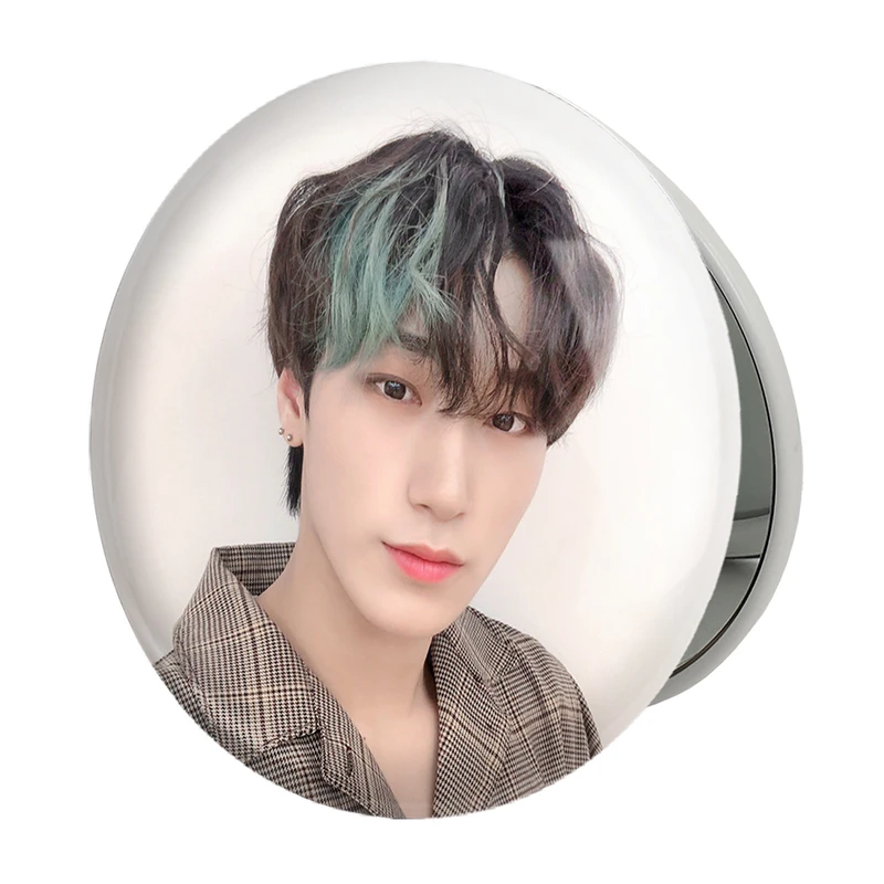 آینه جیبی خندالو طرح سان گروه ایتیز ATEEZ مدل تاشو کد 21272 