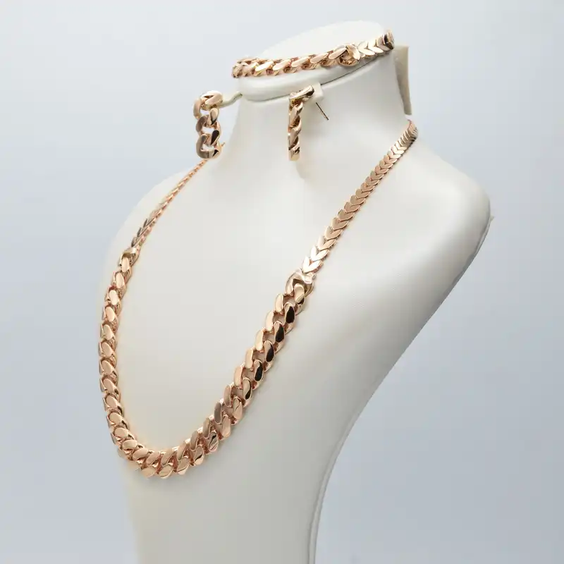 نیم ست طلا 18 عیار زنانه مدل ماهی