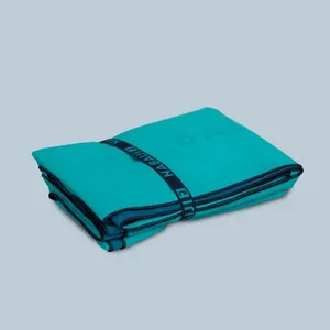 حوله استخری نابایجی مدل میکروفایبر دورنگ سایز 80x110 سانتی متر