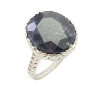 انگشتر نقره زنانه مدل یاقوت کبود کد 49142352