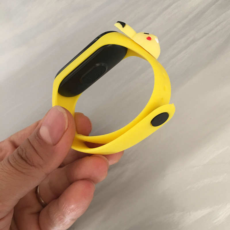 ساعت مچی دیجیتال مدل لمسی ضد آب سیلیکونی طرح خرگوش چشمک کد W YEL 114