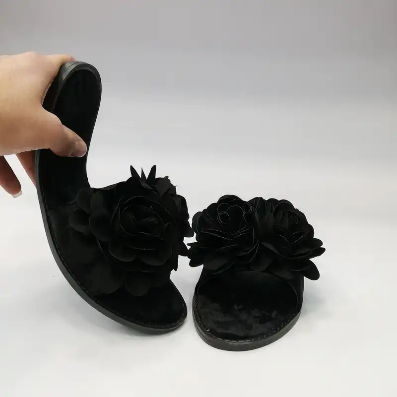 صندل زنانه نیکتا مدل L-624-BL