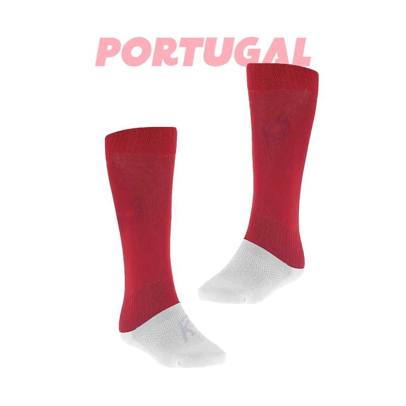 عکس شماره 8 : ست پنج تکه لباس ورزشی پسرانه مدل تیم ملی پرتغال رونالدو کد 2024