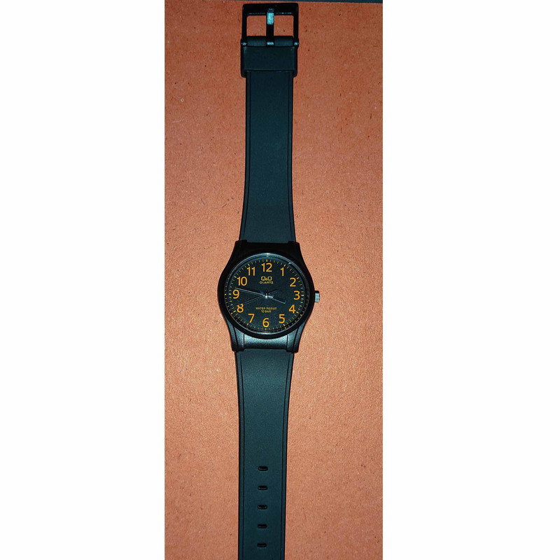 ساعت مچی عقربه ای پسرانه کیو اند کیو مدل RP00