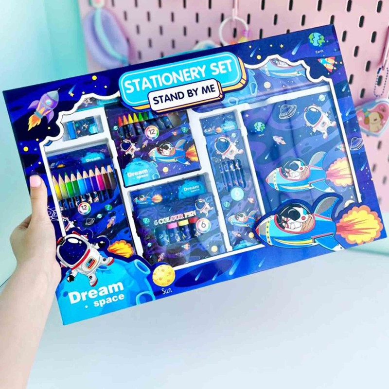 بسته رنگآمیزی مدل فضانورد مجموعه 9 عددی