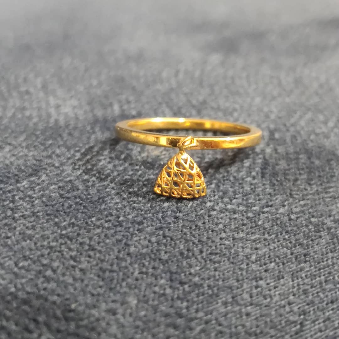 انگشتر طلا 18 عیار زنانه قیراط طرح مثلث کد GH268