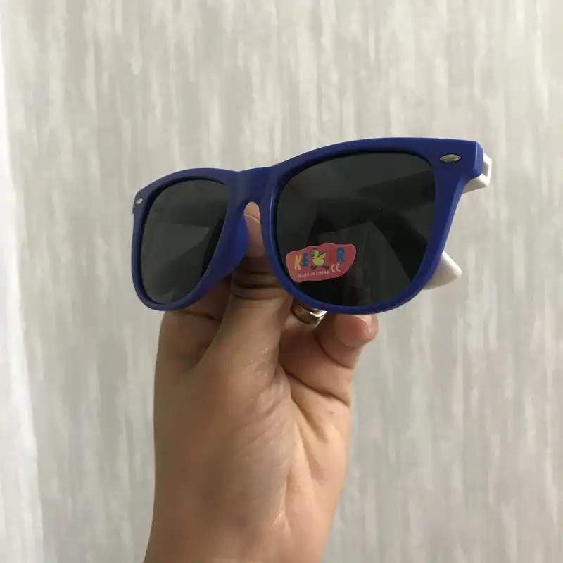 عینک آفتابی بچگانه مدل 2C  001 BW