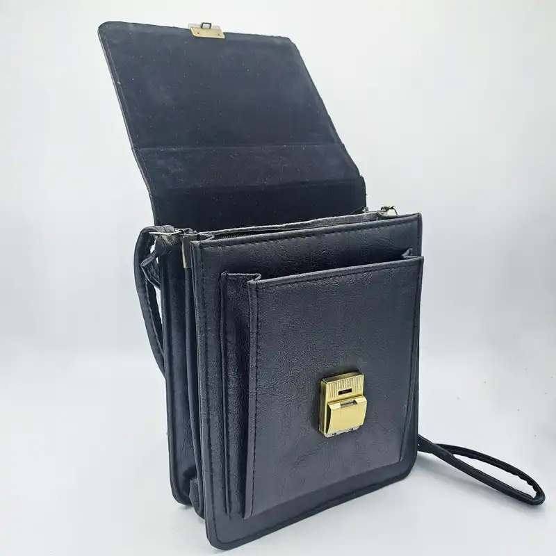 کیف مدارک مدل پاسپورت