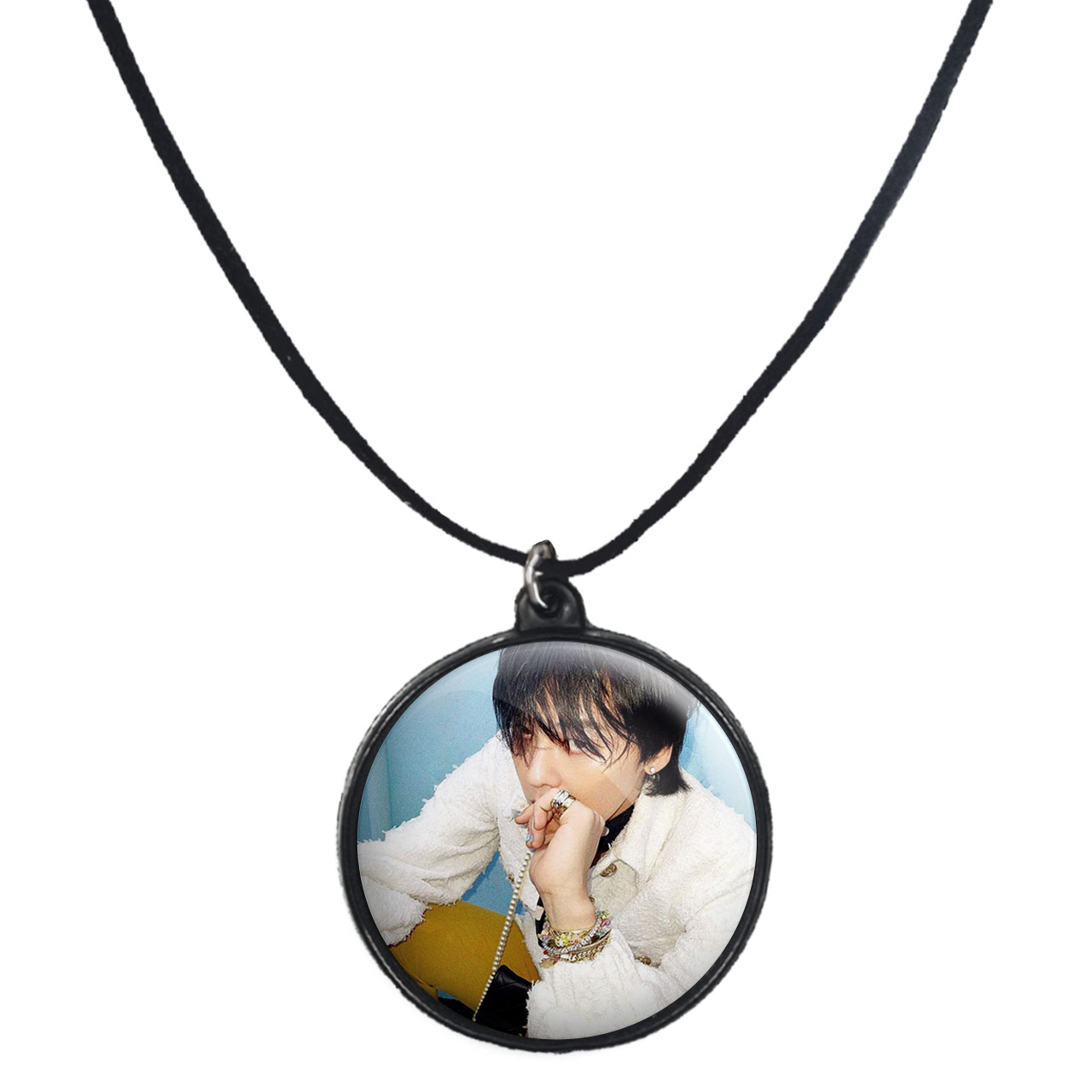 گردنبند پرمانه طرح گروه موسیقی BIG BANG کد pmb.15146 مدل دو طرفه