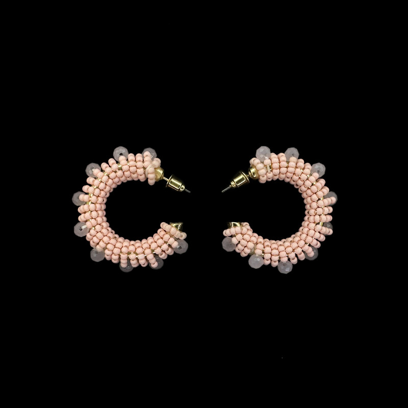 گوشواره زنانه اکسسورایز مدل فانتزی منجوقی گوشواره زنانه اکسسورایز مدل فانتزی منجوقی