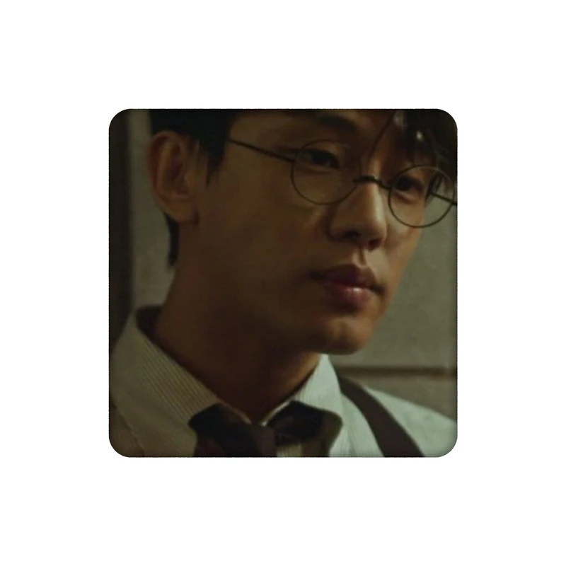 زیرلیوانی طرح بازیگر کره ای یو آه این کد 3051286