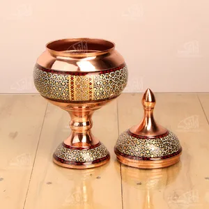 شکلات خوری‎ ‎‎‎پایه دار‎ ‎‎مس و خاتم‎ ‎‎رنگ‎ ‎طلایی‎‎ ‎‎طرح‎ ‎ساده‎ ‎ ‎‎‎‎مدل 1001200042