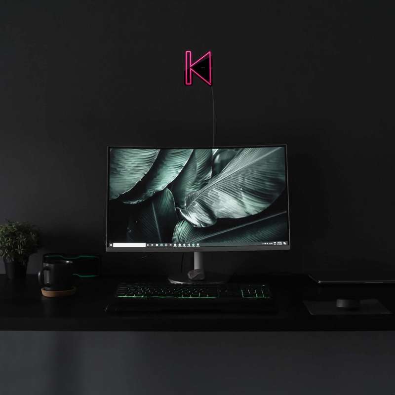 چراغ دیواری نئون دیزاین مدل Perviues-BL_PN