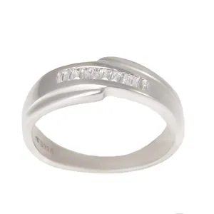 انگشتر نقره زنانه مدل آبکاری رادیوم کد AWR_818