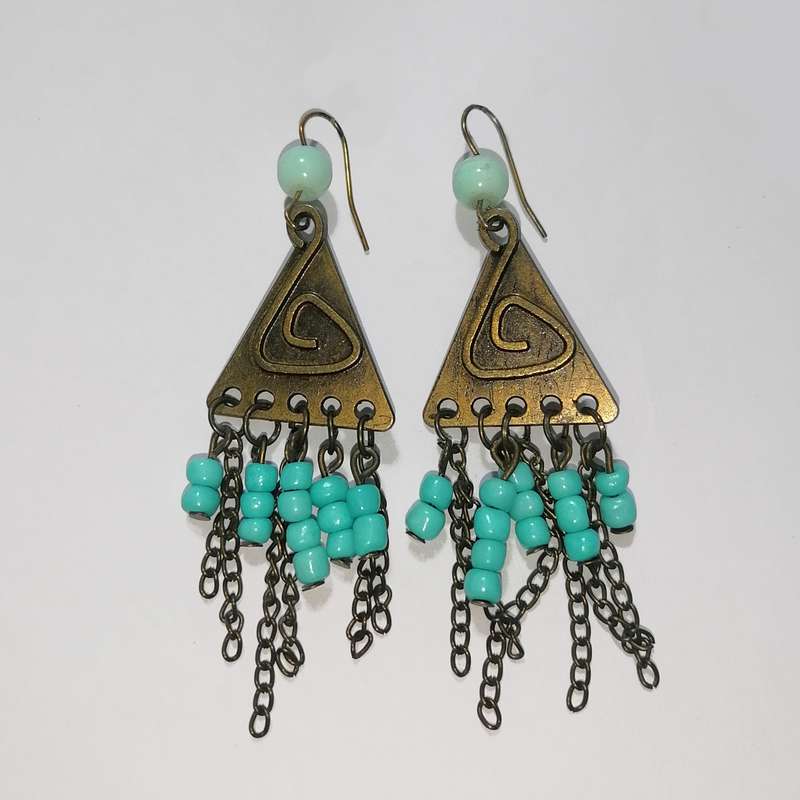 گوشواره دخترانه مدل مهره ای گوشواره دخترانه مدل مهره ای