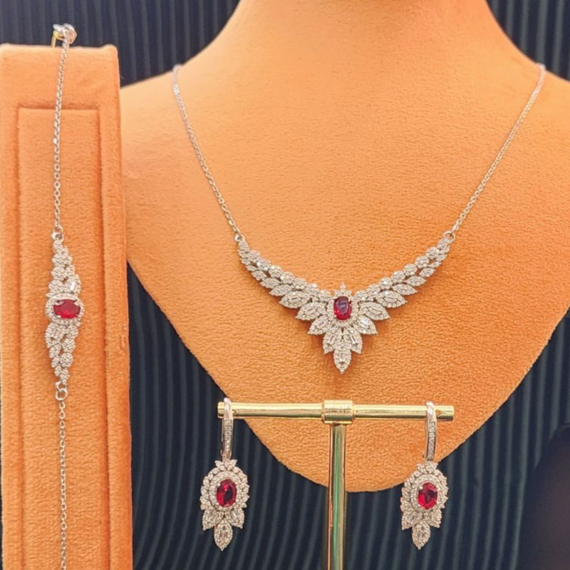 نیم ست نقره زنانه مدل برلیان اناری کد 0121