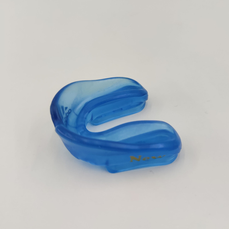 محافظ لثه مدل AD3000